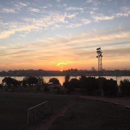 Nile Youth Hotel Luxor Ngoại thất bức ảnh