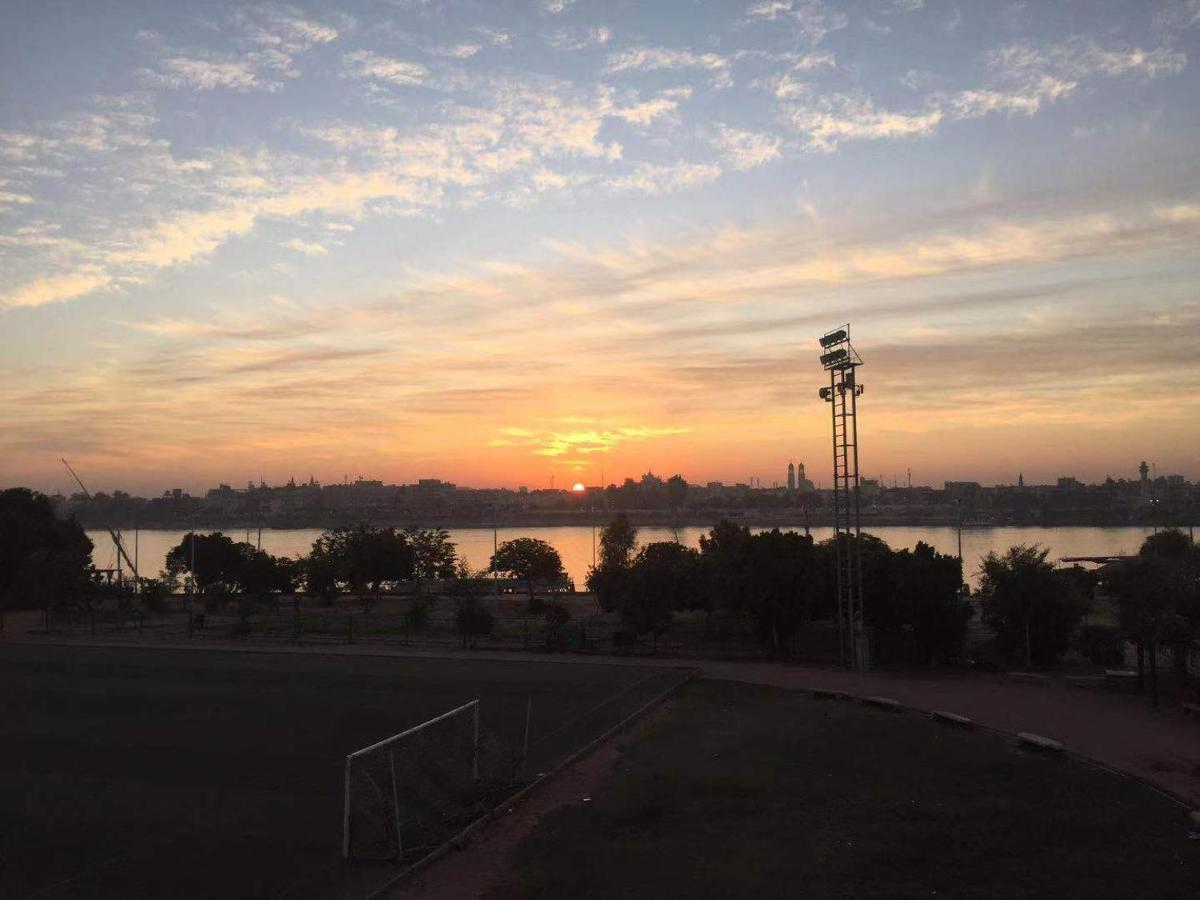 Nile Youth Hotel Luxor Ngoại thất bức ảnh